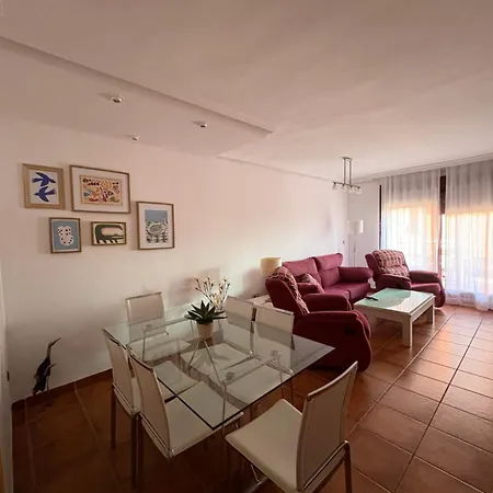 Tropical Golf Apartment